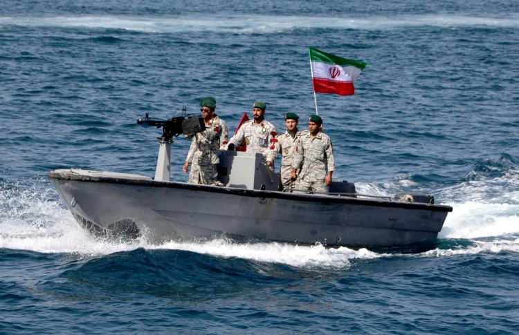 İran Deniz Kuvvetleri Komutanı Tengseri: 'Basra Körfezi'nde ABD'yle yaşanan doğrudan çatışmalarda 9 şehid verdik'