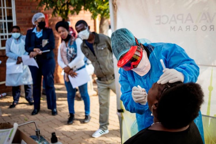 Güney Afrikalı doktor Omicron varyantının belirtilerini açıkladı