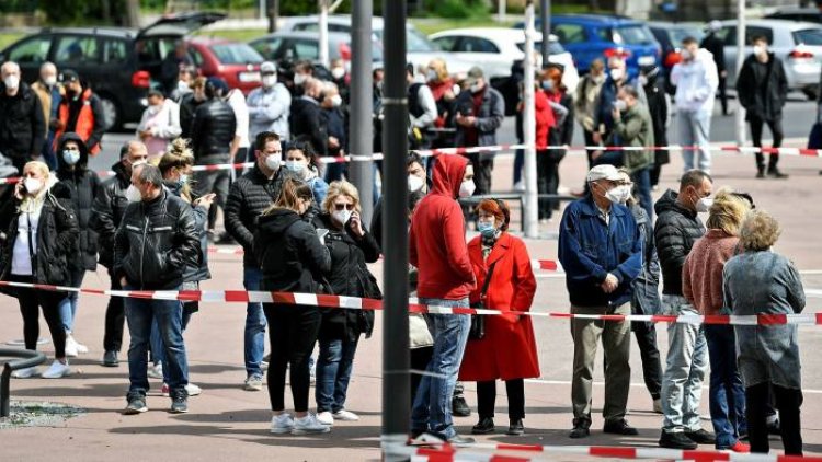 Almanya'da son 24 saatte 73 bin 209 yeni Kovid-19 vaka sayısı kaydedildi