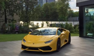 Koronavirüs yardım paralarıyla kendisine Lamborghini aldı