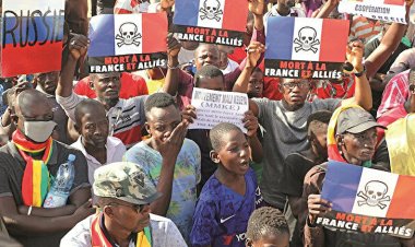 Afrika'nın Sahel bölgesinde Fransız askerlerinin ayrılması için gösteriler düzenleniyor