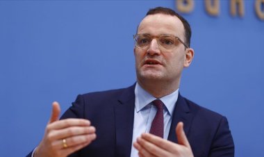 Almanya Sağlık Bakanı yeni Kovid-19 tedbirlerinin ciddiye alınmasını istedi