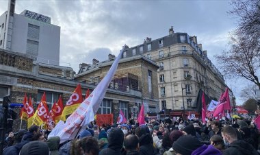Fransa'da aşırı sağcı Eric Zemmour protesto edildi