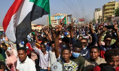 Sudan'da telefon ve internet hatları kesildi