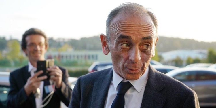 Fransa'da aşırı sağcı Zemmour'un mitinginde 'ırkçılık karşıtlarına saldırıya' soruşturma