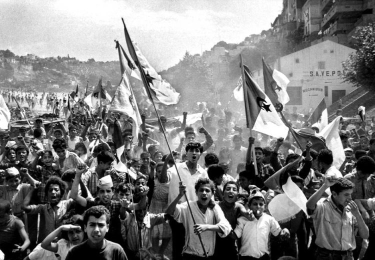 Fransa, Cezayir Bağımsızlık Savaşı'na ilişkin adli soruşturma arşivlerini açtı