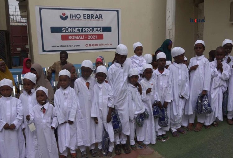 IHO EBRAR Somali'de 40 çocuğu sünnet ettirdi