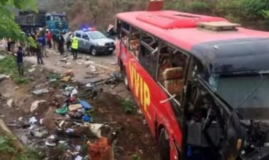 Gana'da trafik kazası: 28 kişi öldü