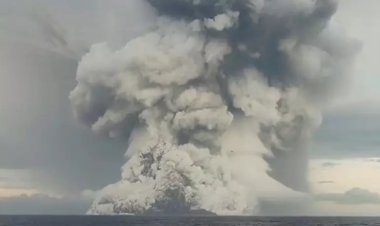 Önce yanardağ patlaması şimdi de tsunami: Tonga ile sağlıklı iletişim kurulamıyor