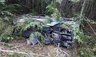 Bolivya'da otobüs uçuruma yuvarlandı: 11 ölü