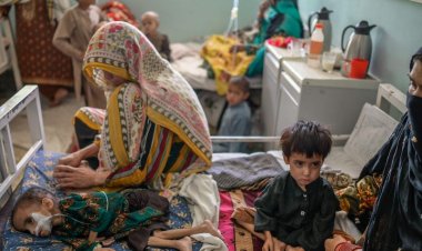 Afganistan'da geçen ay 135 çocuk zatürre ve yetersiz beslenmeden öldü
