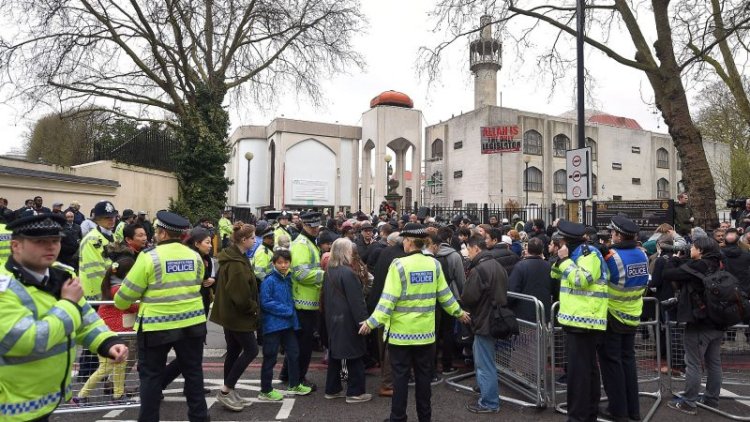 Avrupa’da İslam karşıtlığı Müslümanlara yönelik şiddet eylemlerine dönüştü