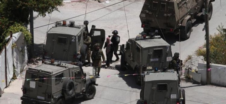 siyonist işgalciler 12 Filistinliyi gözaltına aldı