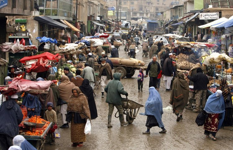 Çöküş bekleyenler üzülecek! Afganistan ekonomisi iyiye gidiyor