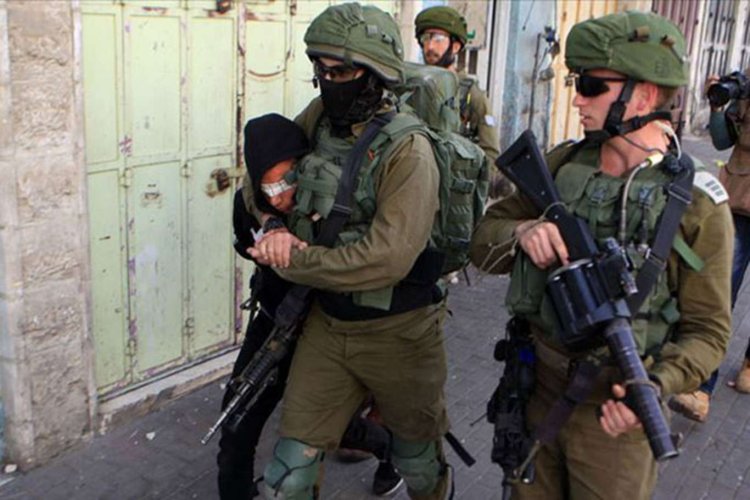 Siyonist çete Batı Şeria'da 20 Filistinliyi alıkoydu