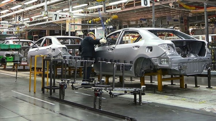 Toyota Japonya'daki 11 tesisinde üretimi durduruyor