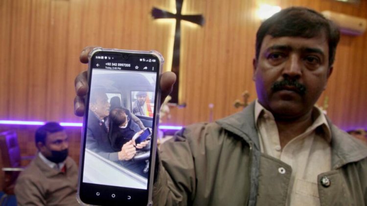 Pakistan'da rahiplerin bulunduğu araca silahlı saldırı: 1 ölü, 1 yaralı