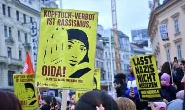 Avusturya’da Yeşiller'in 'başörtüsünü pazarlık konusu yaptığına' ilişkin iddialara tepkiler sürüyor