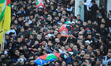 Nablus şehidleri büyük bir kalabalık tarafından toprağa verildi