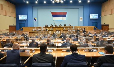 Bosna Sırp Cumhuriyeti entite meclisi paralel devlet kurumlarını onaylamaya devam ediyor