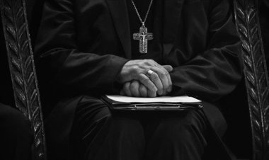 Katolik rahip çocuklara cinsel istismardan 12 yıl hapis cezası aldı