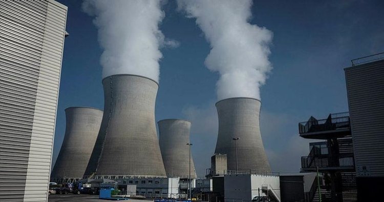 Fransa 6 yeni "nükleer santral" inşa edecek