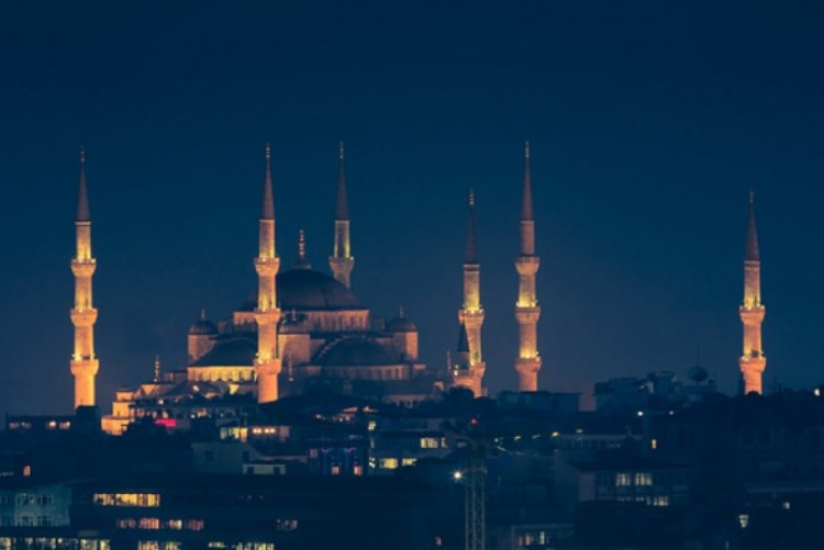 Regaib Kandili bu gece idrak edilecek