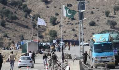 Pakistan-Afganistan sınırında ticari hareketlilik arttı