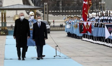 Cumhurbaşkanı Erdoğan, İşgalci İsrail'in Cumhurbaşkanı Herzog'u resmi törenle karşıladı