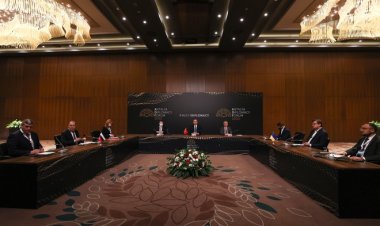 Antalya'da Rusya-Ukrayna-Türkiye 3'lü toplantısı başladı
