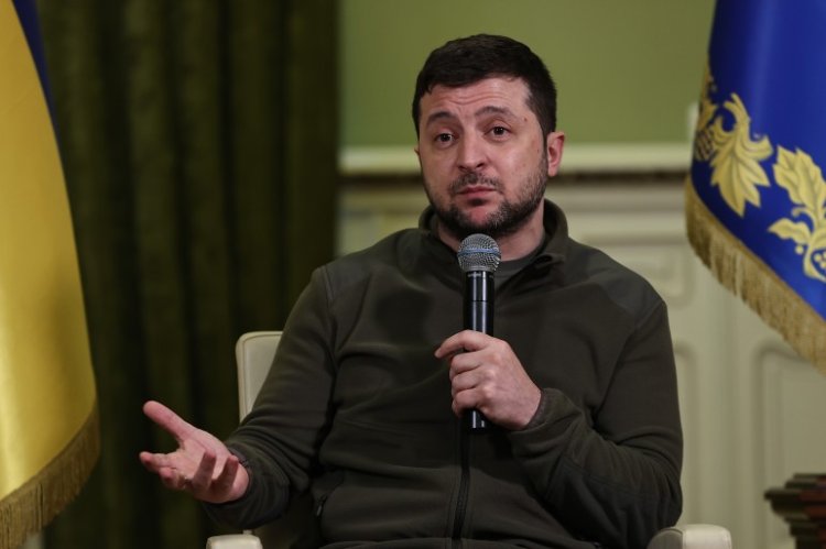 "Daha fazla silaha ihtiyaç var! Füzeleri av tüfeğiyle vuramayız"