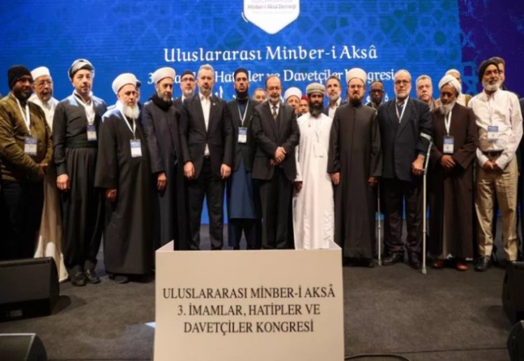 Müslüman alimler İstanbul'da bir araya geldi