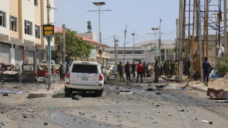 Somali'deki bombalı saldırılarda 15 kişi hayatını kaybetti