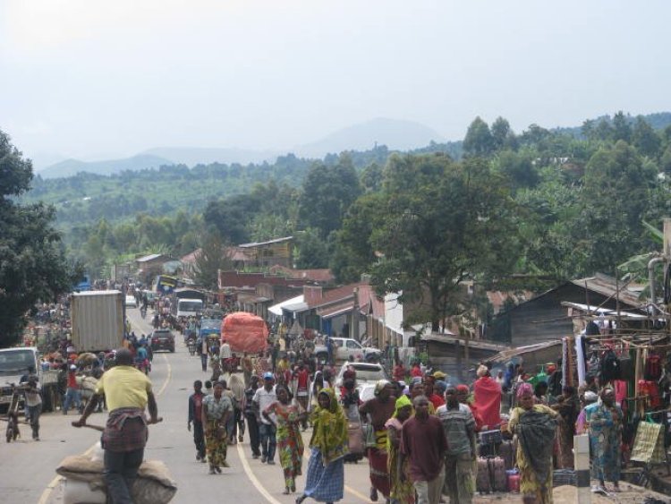Çatışmalardan kaçan 13 bin Kongolu Uganda'ya sığındı