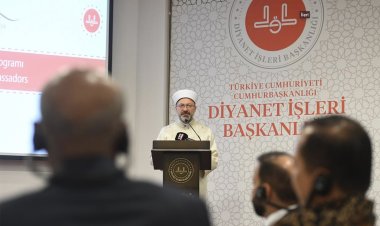 "İslam düşmanları, parçalanmış görüntümüzden cesaret alıyor"