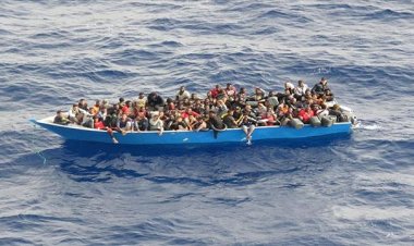 Tunus'ta iki mülteci teknesi battı: 13 kişi hayatını kaybetti