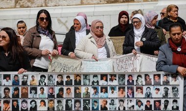 Saraybosna'da Srebrenitsa Soykırımı kurbanları anıldı
