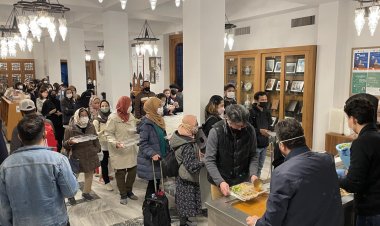 Japonya'da Müslümanlar, ramazan coşkusunu Tokyo Camisi'nde yaşıyor