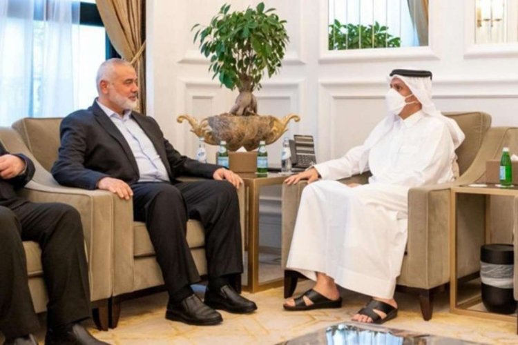 Hamas lideri Heniyye, Katar Dışişleri Bakanı'yla görüştü