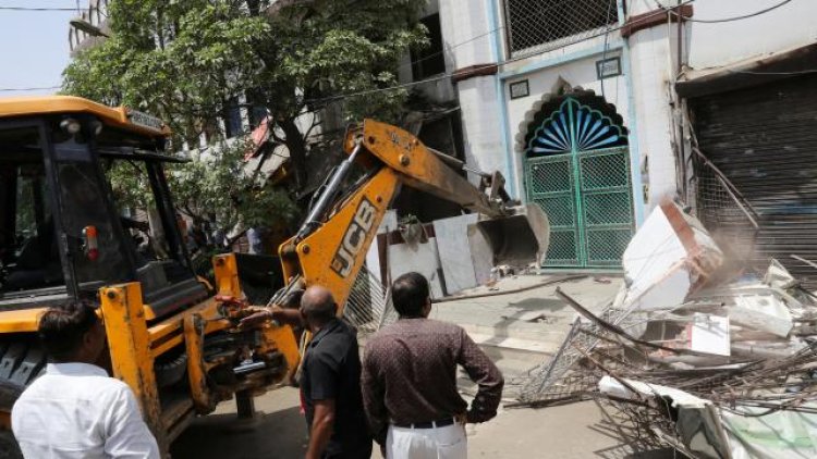 Hindistan mahkemesi Müslümanlara ait mülklerin yıkımını durdurdu