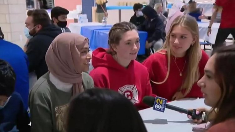 ABD'de onlarca öğrenci Müslüman arkadaşlarına destek için oruç tuttu