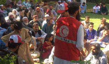 Türkiye'den Afganistan'daki selzedelere yardım