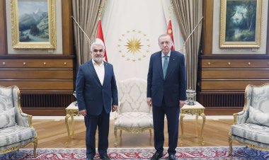 Cumhurbaşkanı Erdoğan ile HÜDA PAR Genel Başkanı Yapıcıoğlu görüştü