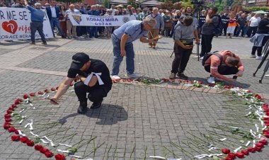Bosna'da katledilen siviller, 'Beyaz Kurdele Günü' kapsamında düzenlenen etkinliklerle anıldı