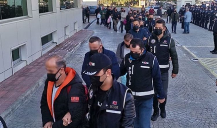 SD kartın şifreleri çözüldü: Jandarmada 8 bin FETÖ'cü deşifre edildi