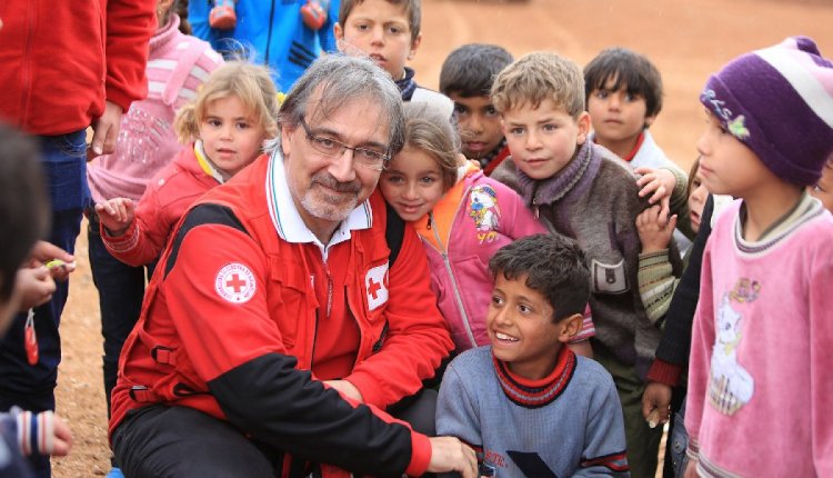 IFRC Başkanı Rocca: Avrupa, Ukraynalılar ile dünyanın farklı yerlerinden gelen mültecilere "çifte standart" uyguluyor