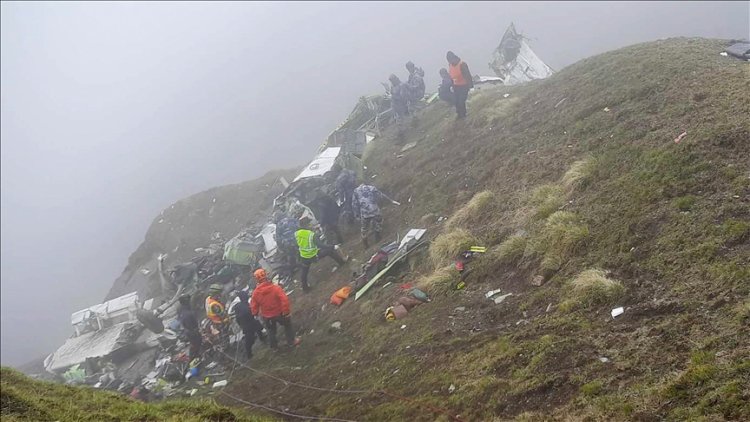Nepal'de kaybolan uçağın enkazı bulundu: Kurtulan olmadı