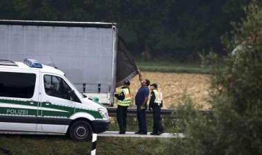 Europol: Türkiye ve Suriye'den Avrupa'ya 10 bin kişi götüren çete çökertildi