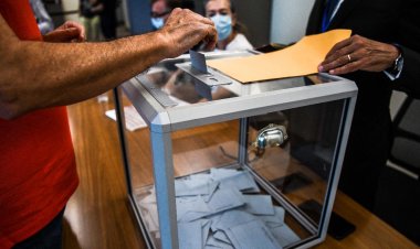 Fransa'da 3 bölgede yeniden milletvekili seçimi yapıldı