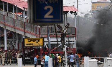 Hindistan’da askeri reform planına karşı düzenlenen gösteriler devam ediyor